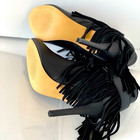June Ambrose Black Leather Ankle Boots Platform Heels Fringe Tassel Bootie, 6.5W - Picture 5 of 10
